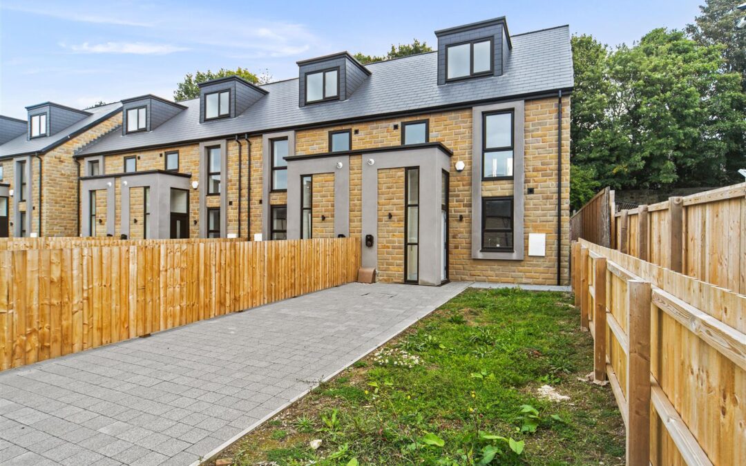 Transvaal Terrace, Batley